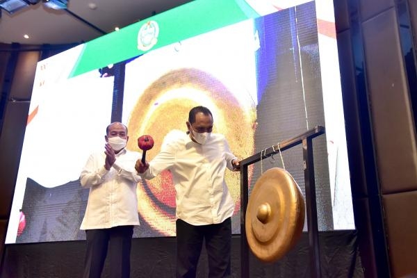 Buka Forum OPD Bidang Industri dan Perdagangan, Edy Rahmayadi Ingatkan Pentingnya Peningkatan SDM